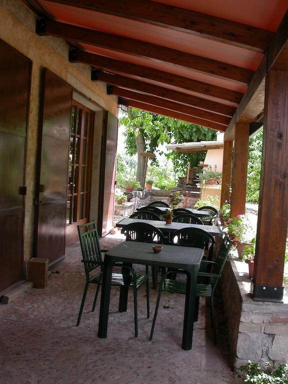 Agriturismo I Mandorli เตรวี ภายนอก รูปภาพ