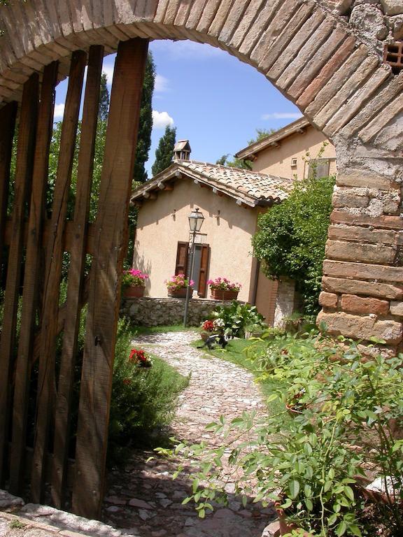 Agriturismo I Mandorli เตรวี ภายนอก รูปภาพ